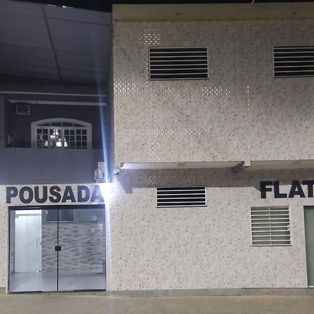 Pousada Quarto Com Tv,Ar,Frigobar,Wifi E Garagem Апаресіда Екстер'єр фото